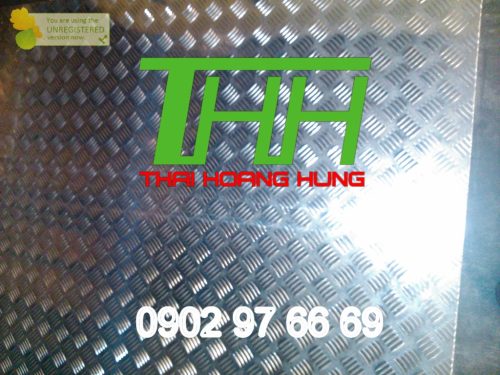 TẤM CHỐNG TRƯỢT, TẤM INOX DẬP GÂN
